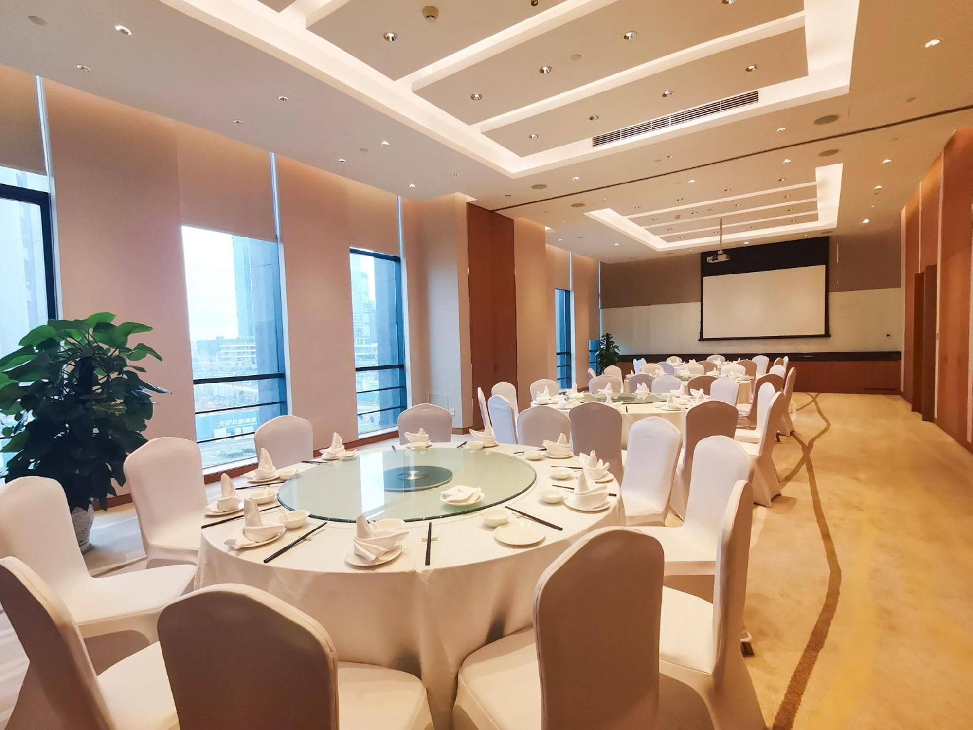 Holiday Inn Chengdu Qinhuang By Ihg Экстерьер фото